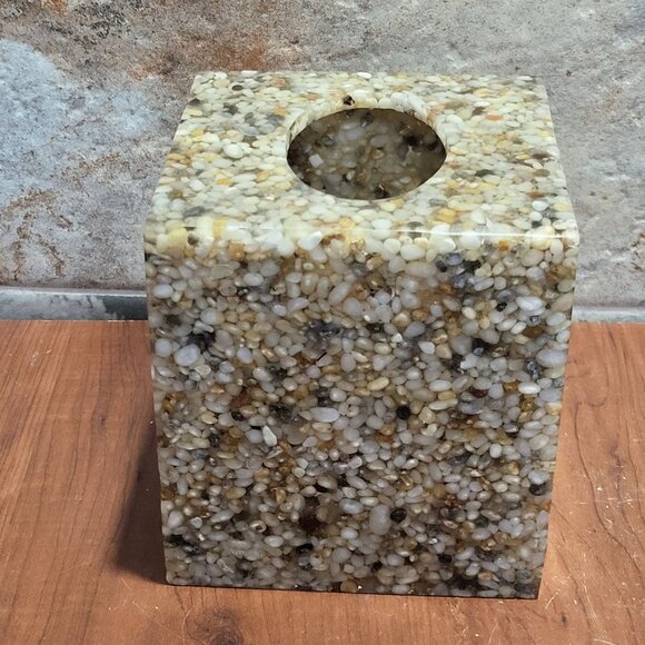 The Great Indoors Tissue Cover Pebble Resin - Picture 6 of 12